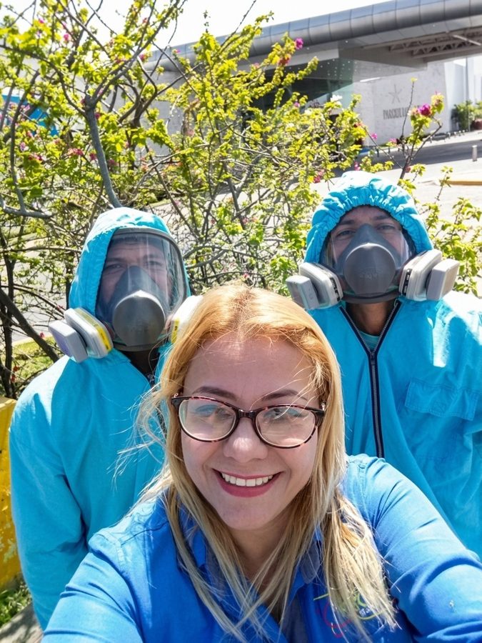 Equipo técnico FULROMAX en instalación